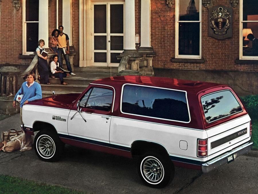 Dodge Ramcharger SE Pkg. '1982